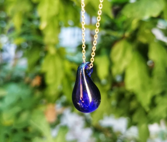 Collier en verre souffl 